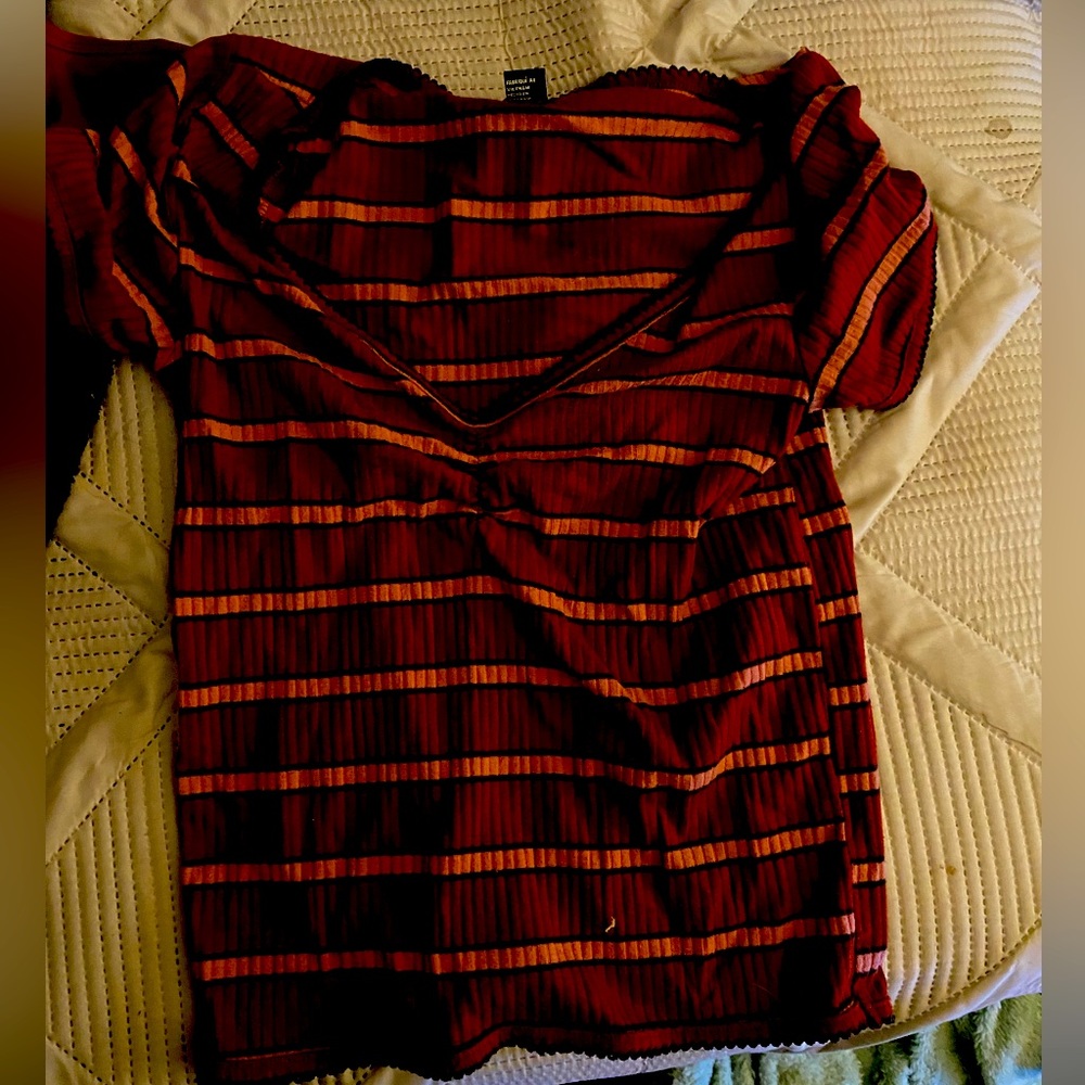V neck crop top
